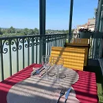 Côte Garonne Le Balcon Des Dames -hôtel Et Restaurant- Fauillet Marmande - Vue Panoramique Bord De Garonne Climatisées Hotel