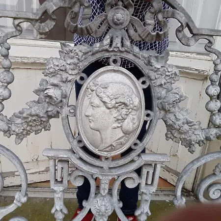 Cote Garonne Le Balcon Des Dames -Hotel Et Restaurant- Tonneins Fauillet Marmande - Panorama Sur Garonne-Climatise- Accueil Velo- Soiree Etape- Chambre Famille- Etape Et Sejour Touristique- Hotel 3*