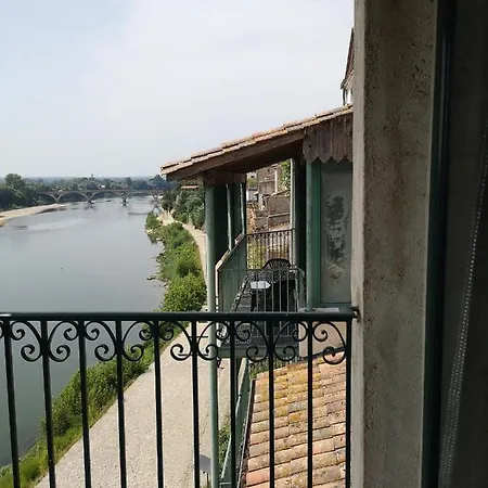 Hotel Cote Garonne Le Balcon Des Dames -Hotel Et Restaurant- Tonneins Fauillet Marmande - Panorama Sur Garonne-Climatise- Accueil Velo- Soiree Etape- Chambre Famille- Etape Et Sejour Touristique- 3*