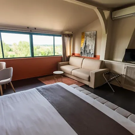 Hotel Restaurant Cote Garonne Le Balcon Des Dames - Fauillet Marmande - Vue Panoramique Bord De Garonne Climatisees Tonneins