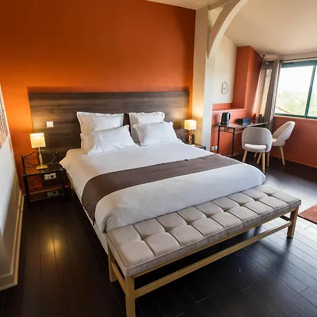 Cote Garonne Le Balcon Des Dames -Hotel Et Restaurant- Tonneins Fauillet Marmande - Panorama Sur Garonne-Climatise- Accueil Velo- Soiree Etape- Chambre Famille- Etape Et Sejour Touristique- Tonneins