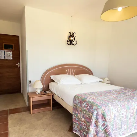 Cote Garonne Le Balcon Des Dames -Hotel Et Restaurant- Tonneins Fauillet Marmande - Panorama Sur Garonne-Climatise- Accueil Velo- Soiree Etape- Chambre Famille- Etape Et Sejour Touristique- Hotel Tonneins