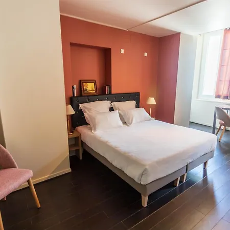 Cote Garonne Le Balcon Des Dames -hotel Et Restaurant- Fauillet Marmande - Vue Panoramique Bord De Garonne Climatisees 3* Tonneins