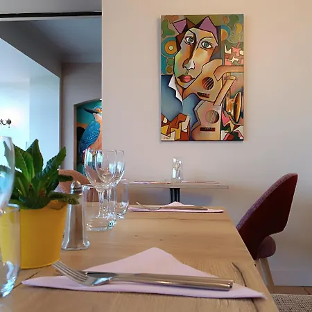 Cote Garonne Le Balcon Des Dames -Hotel Et Restaurant- Tonneins Fauillet Marmande - Panorama Sur Garonne-Climatise- Accueil Velo- Soiree Etape- Chambre Famille- Etape Et Sejour Touristique- Hotel