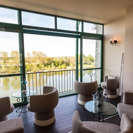 ホテル Cote Garonne Le Balcon Des Dames -Hotel Et Restaurant- Tonneins Fauillet Marmande - Panorama Sur Garonne-Climatise- Accueil Velo-Canal Et Vallee Du Lot -Soiree Etape- Sejour Touristique- Tonneins